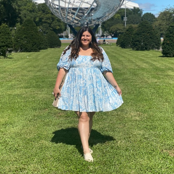 Selkie Blue Floral Puff Sleeve Dress Size 5X - Picture 2 of 12